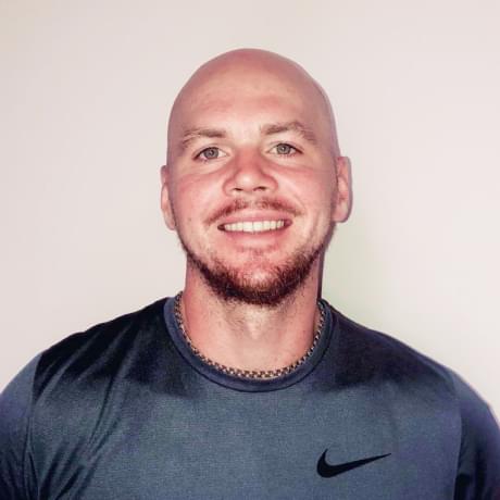 Максим Лавриков